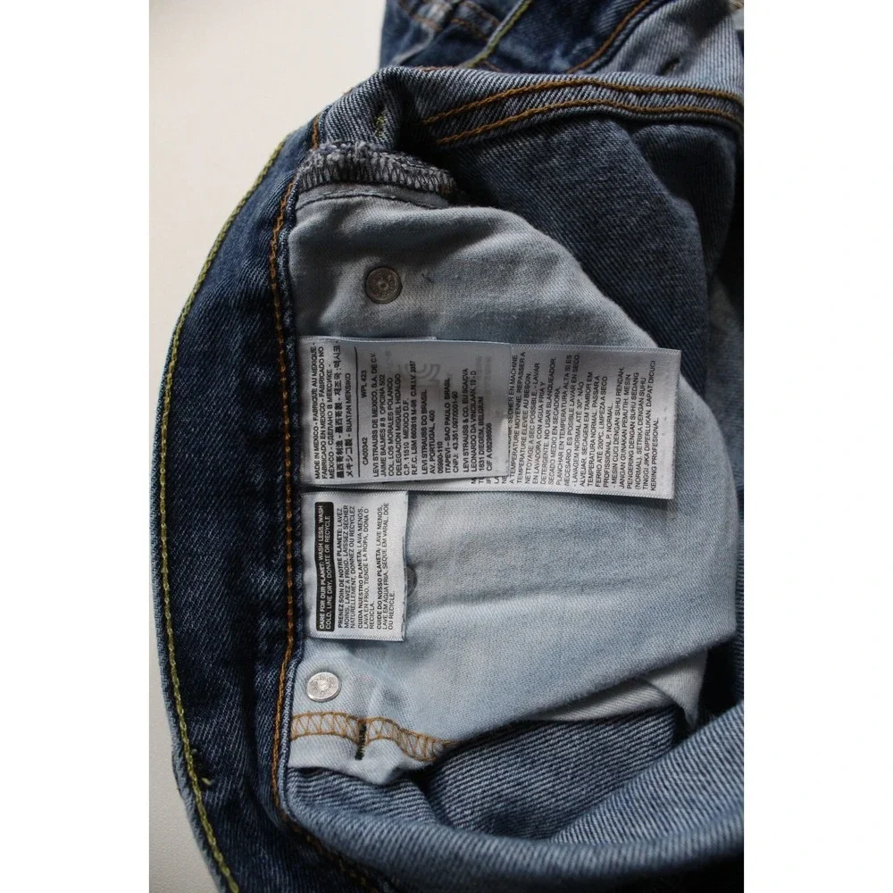 Levi's 550 Men's Jeans Size 42x31 (Tag 42x32) Blue‎ Denim Relaxed Fit Levi Pants